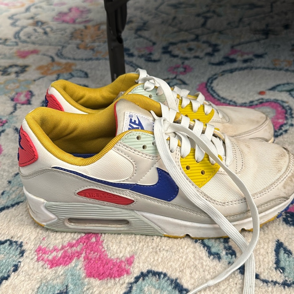 nike air maxes